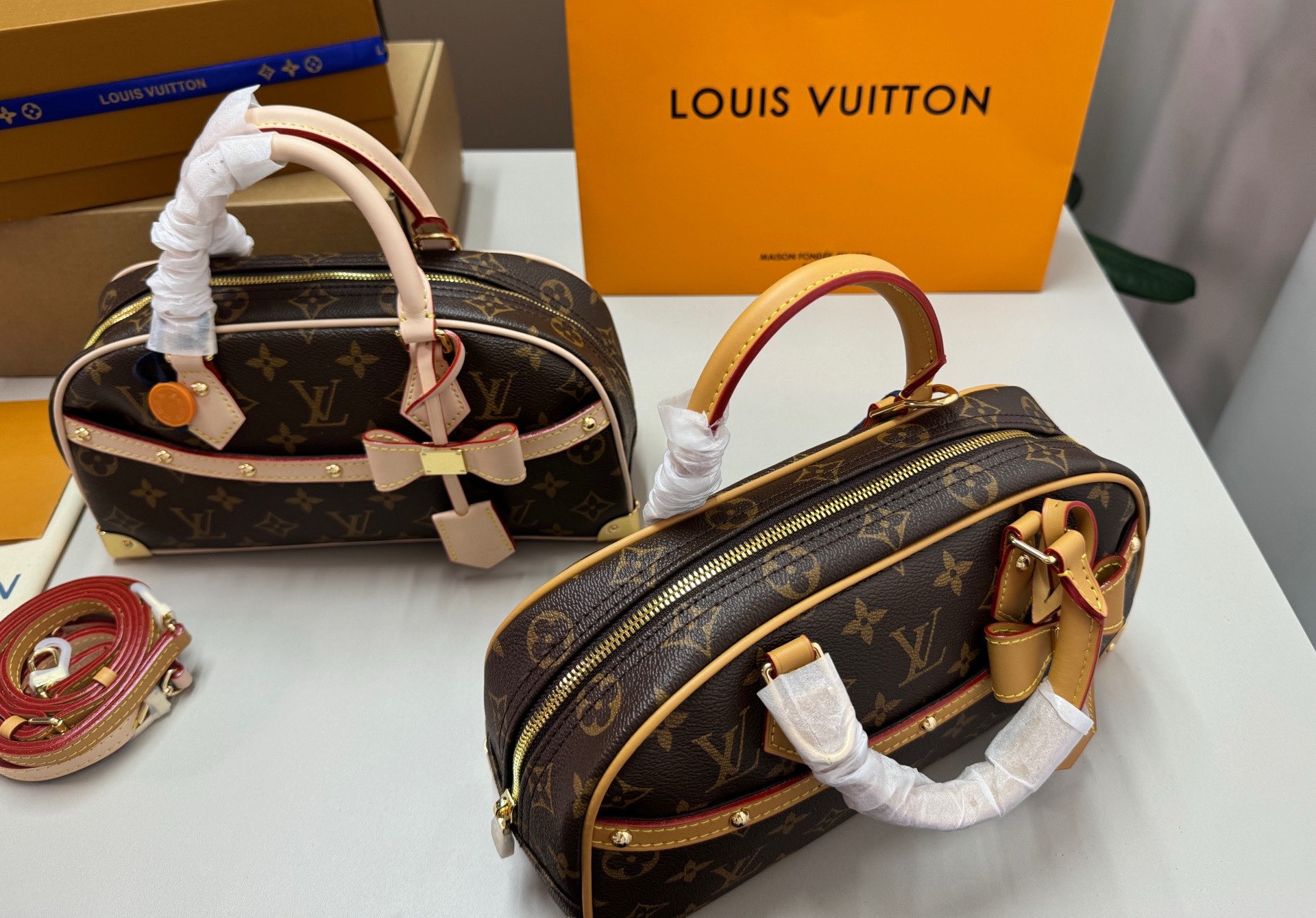LV Handbag East-West Murakami LV268114 QA LV Handbag East-West Murakami LV268114 QA