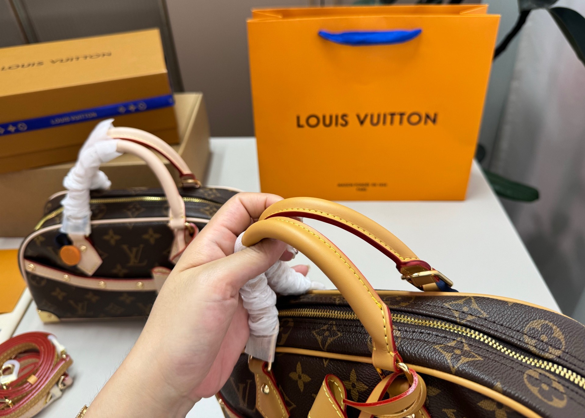 LV Handbag East-West Murakami LV268114 QA LV Handbag East-West Murakami LV268114 QA