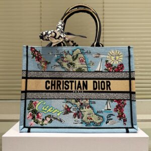 DO Souvenir Capri Medium Book Tote Bag D07301 QA