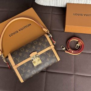 LV Malle De Jour Monogram Handbag LV268175 QA