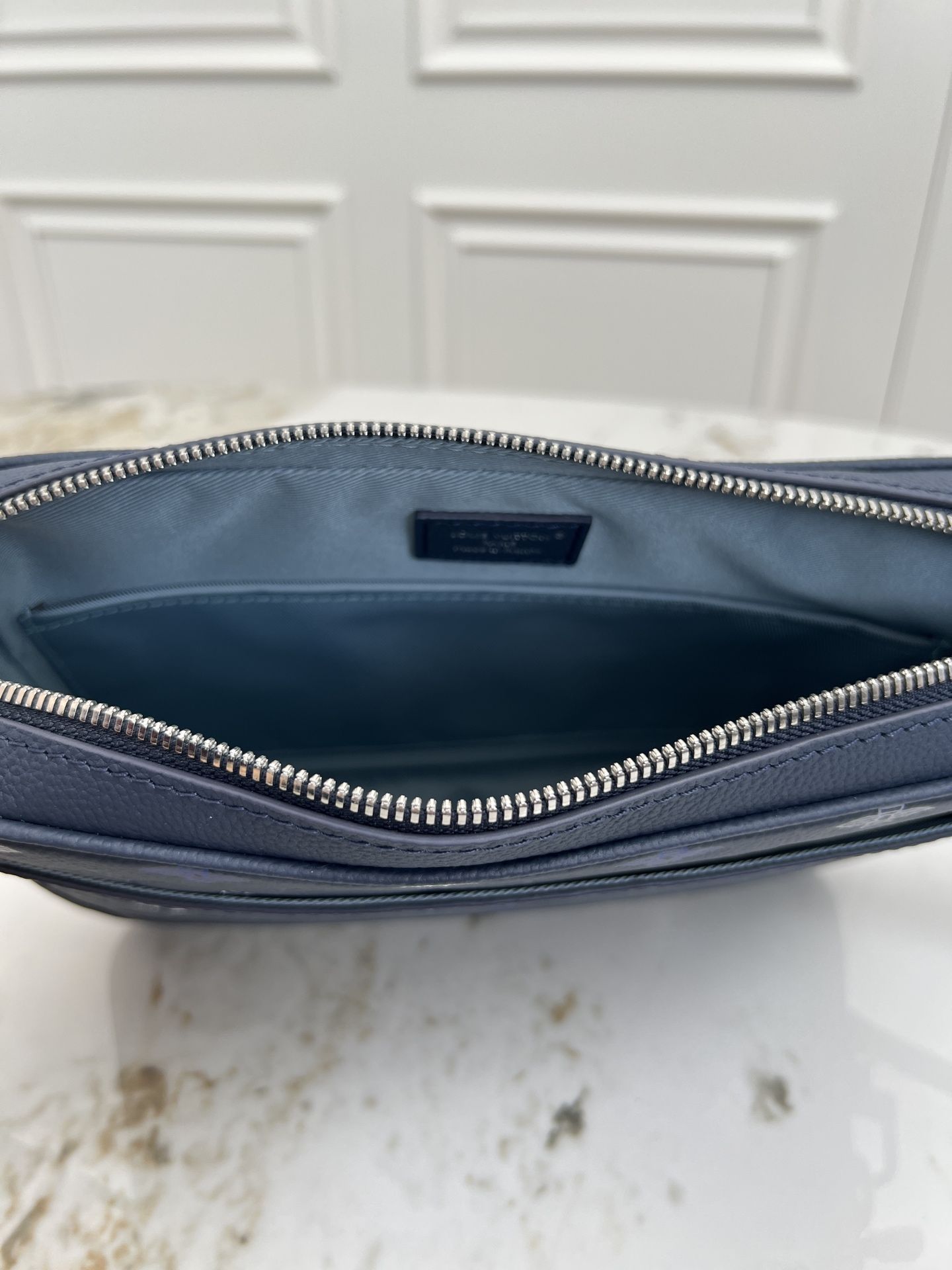 LV Alpha Messenger Blue & White Monogram Canvas Bag DMB3204550 LV Alpha Messenger Blue & White Monogram Canvas Bag DMB3204550