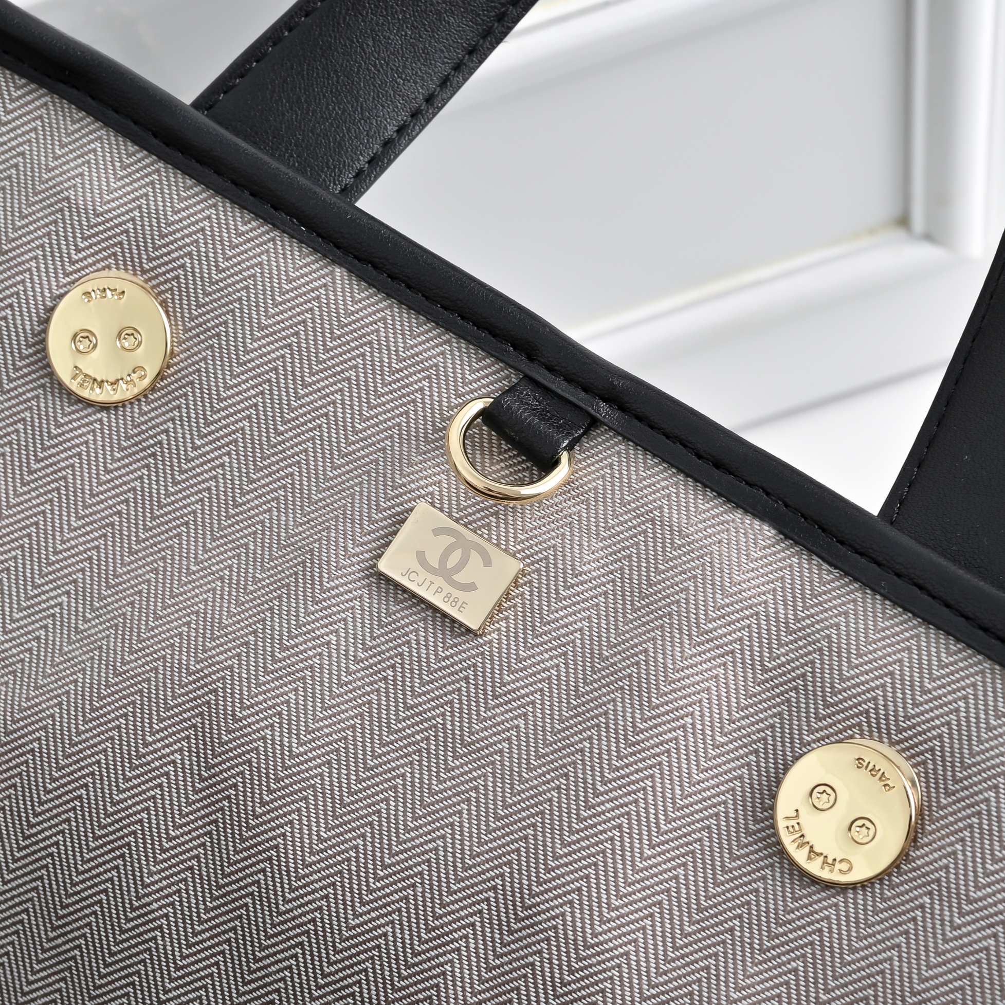 Luxury CN Handbag 80025 BC Luxury CN Handbag 80025 BC