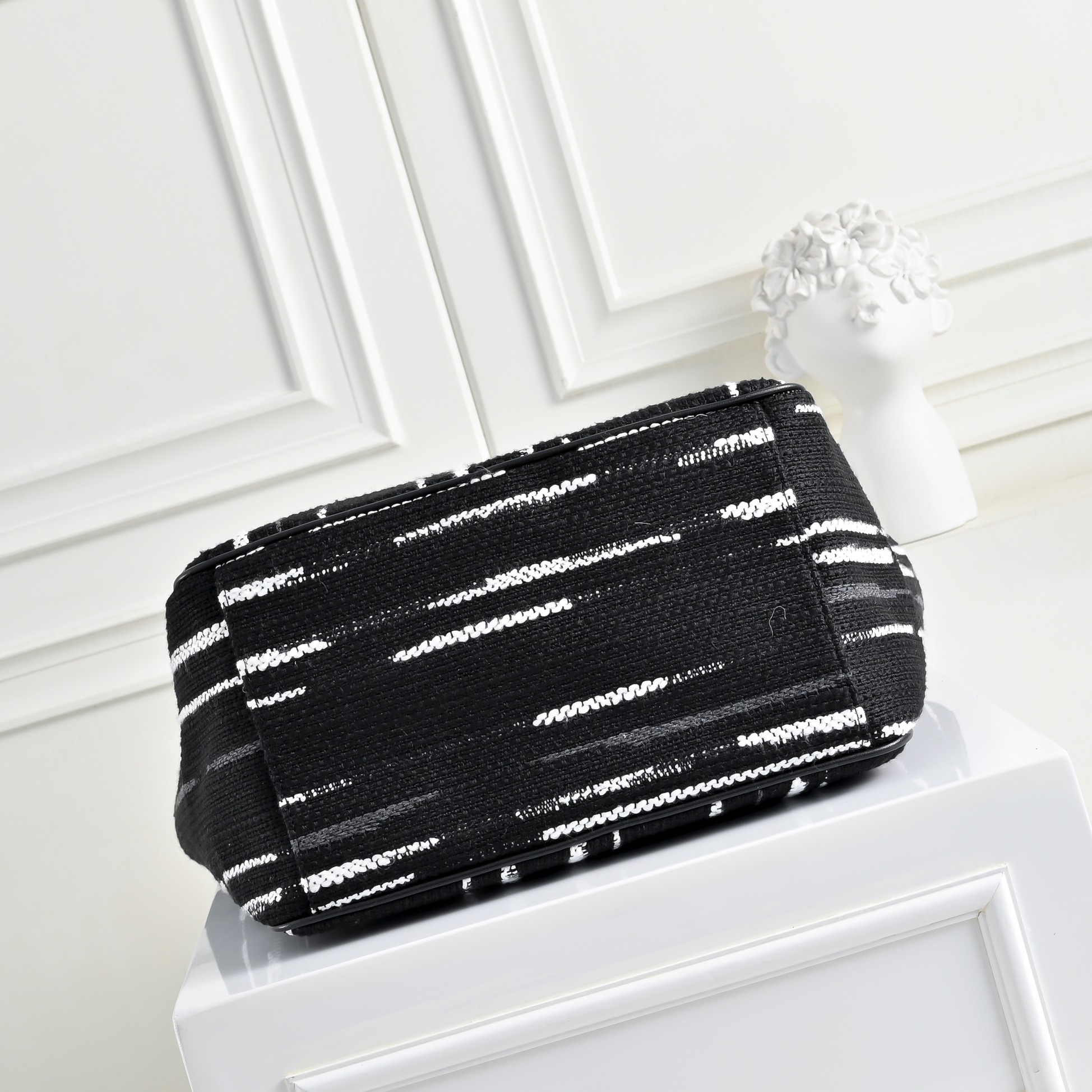 Luxury CN Handbag 80025 BC Luxury CN Handbag 80025 BC