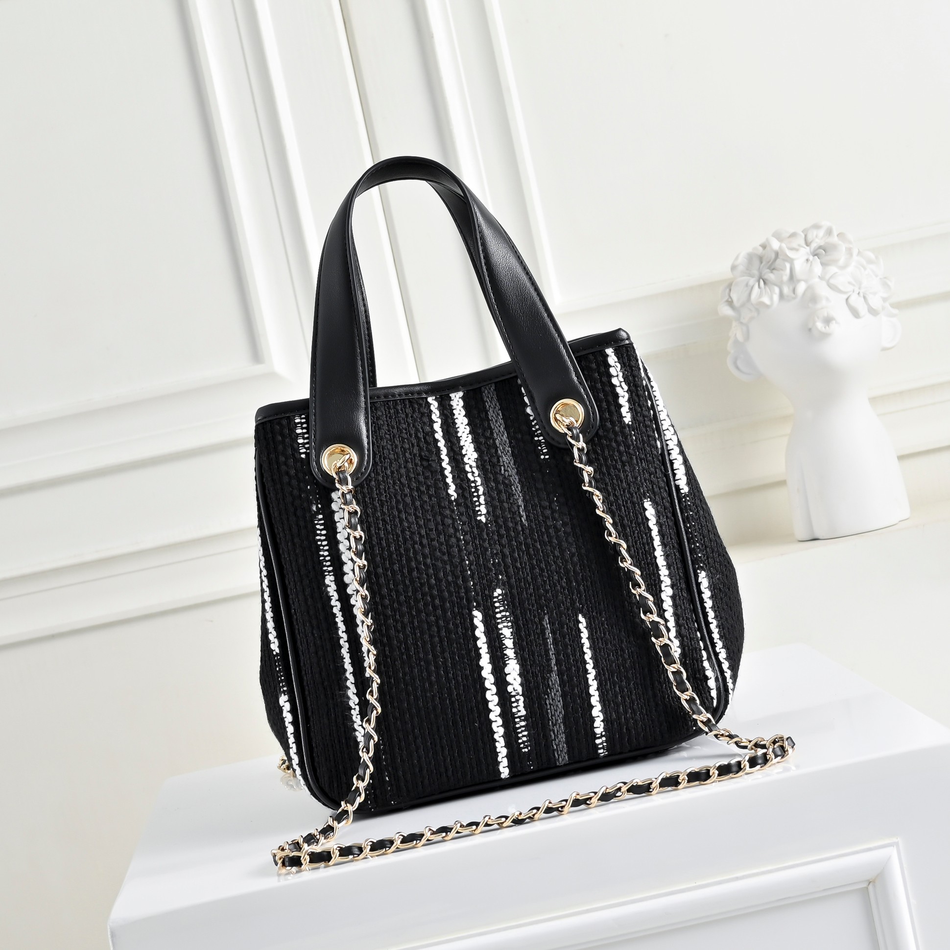 Luxury CN Handbag 80025 BC Luxury CN Handbag 80025 BC