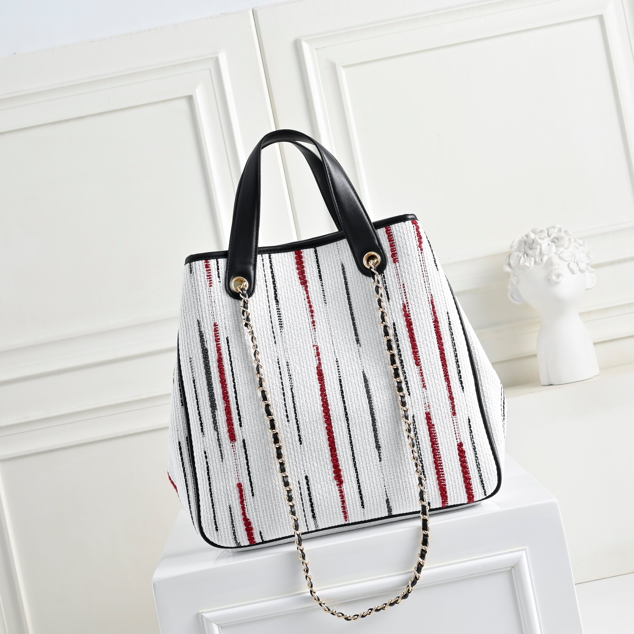 Luxury CN Handbag 80025 BC Luxury CN Handbag 80025 BC