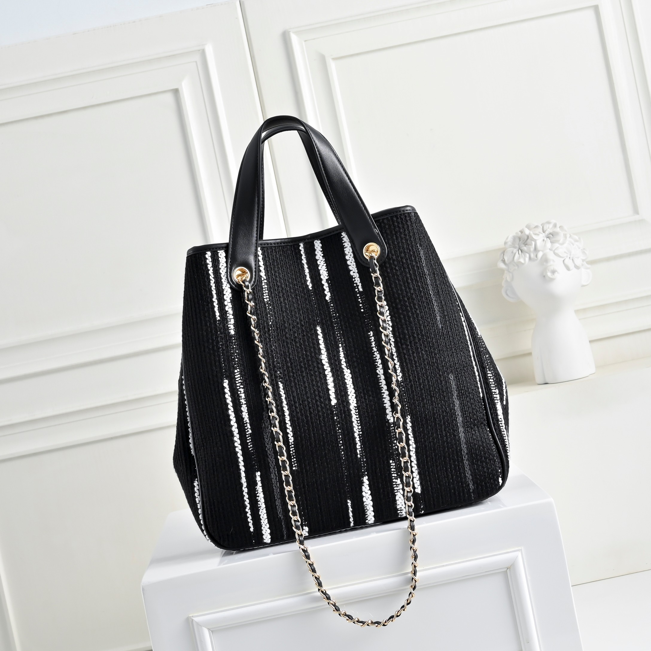 Luxury CN Handbag 80025 BC Luxury CN Handbag 80025 BC