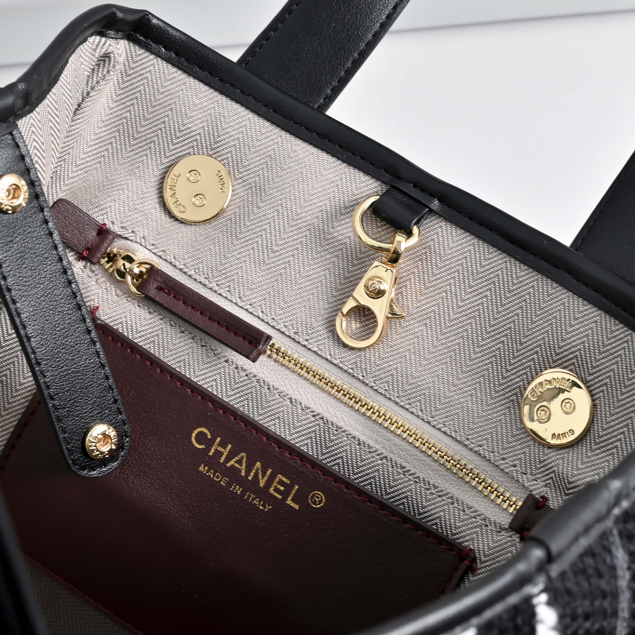 Luxury CN Handbag 80025 BC Luxury CN Handbag 80025 BC