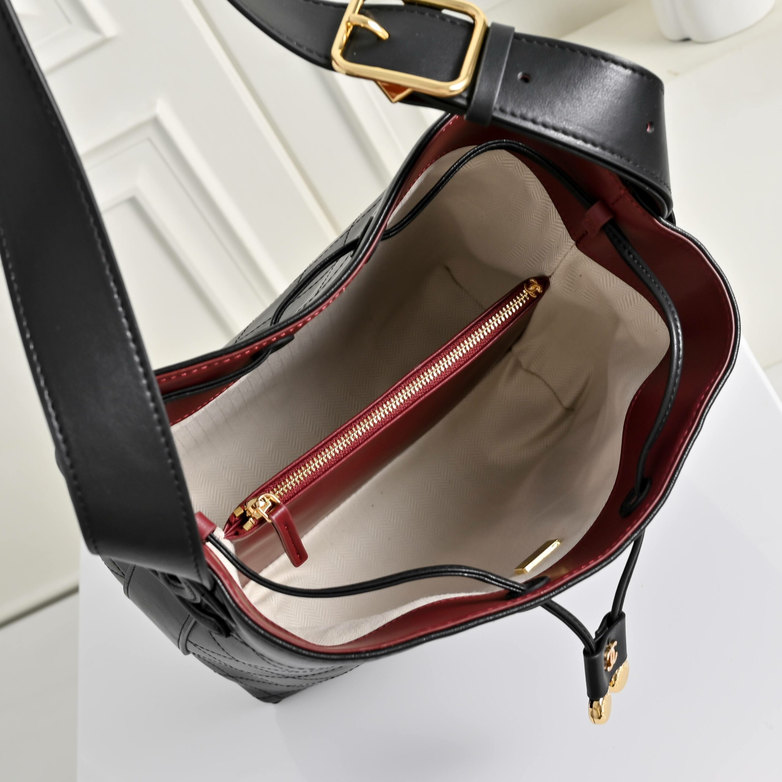 Luxury CN Handbag 80030 BC Luxury CN Handbag 80030 BC