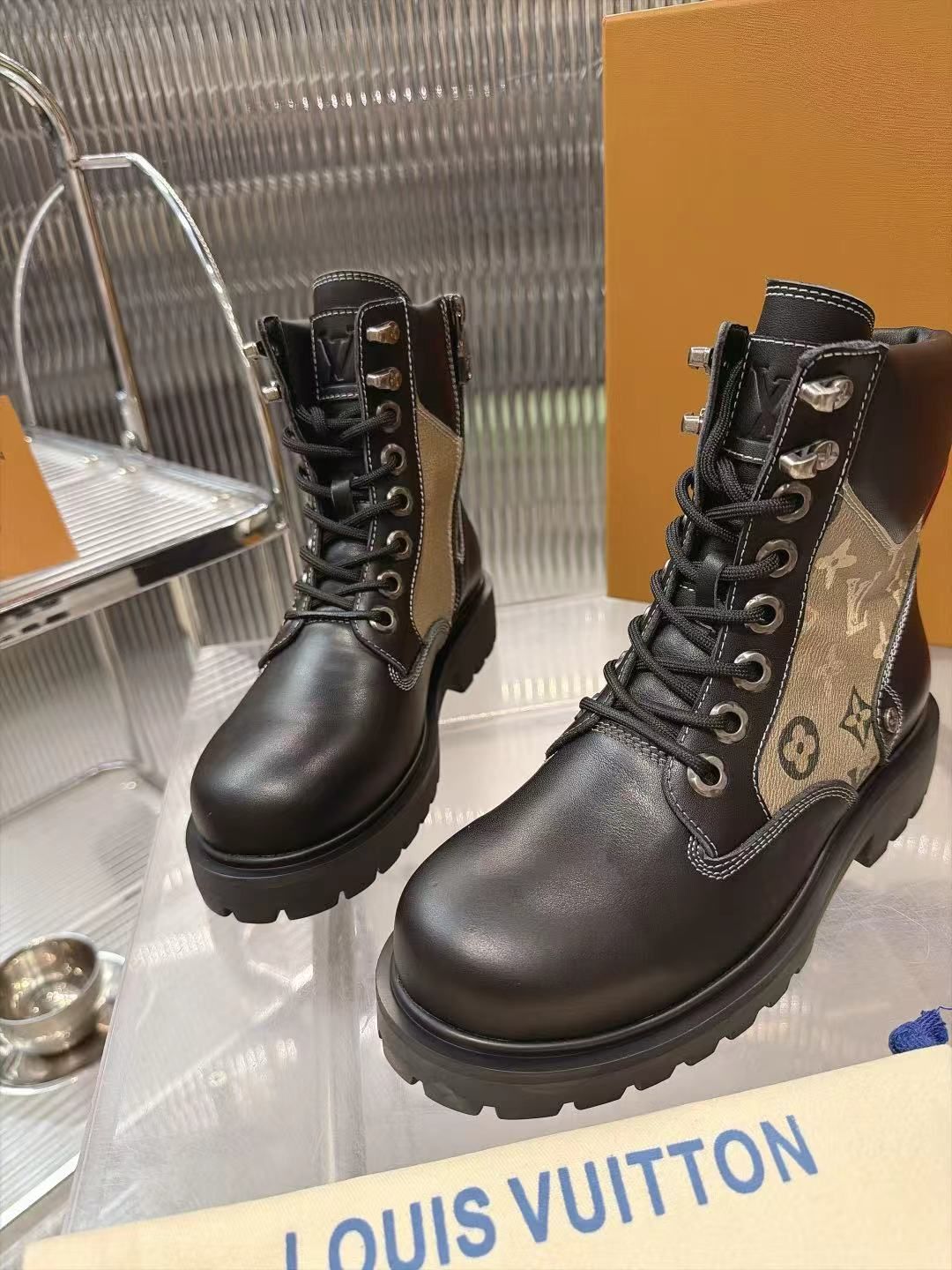 LV Squad Lace-Up Ankle Boot 01 LV Squad Lace-Up Ankle Boot 01