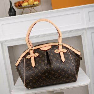 LV Tivoli GM M40144 BC
