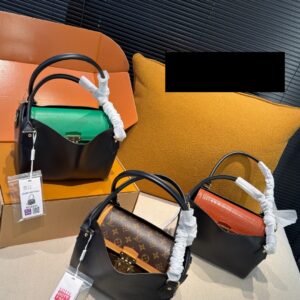 LV Speedpocket PM 3A221 QA