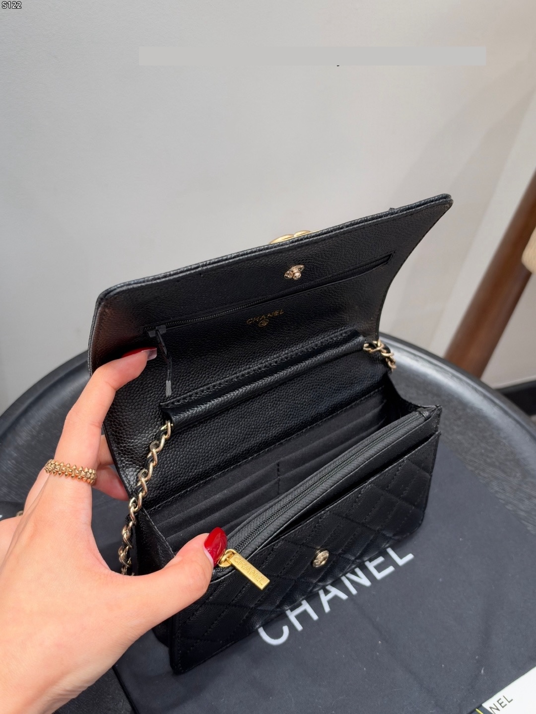 Daily Street Style CN Handbag CC2610088 QA Daily Street Style CN Handbag CC2610088 QA